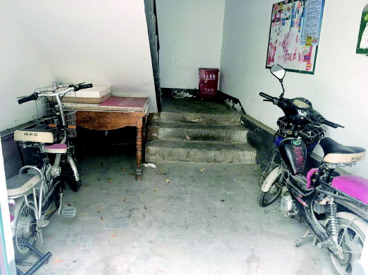 小區充電樁成擺設電動車還是愛上樓